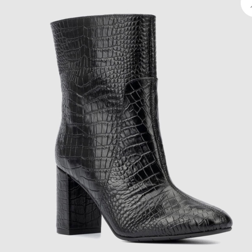 Aquatalia Luzio Black Leather Croc Embossed Heeled Boots Made In Italy SZ 7 NWOB
